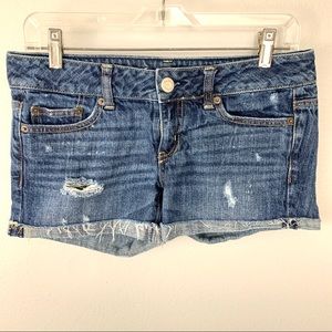 🦅American Eagle Distressed Jean Shorts